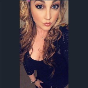 Meet your Posher, Lori